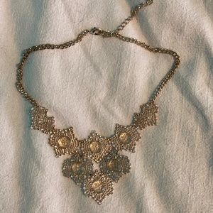 Statement necklace